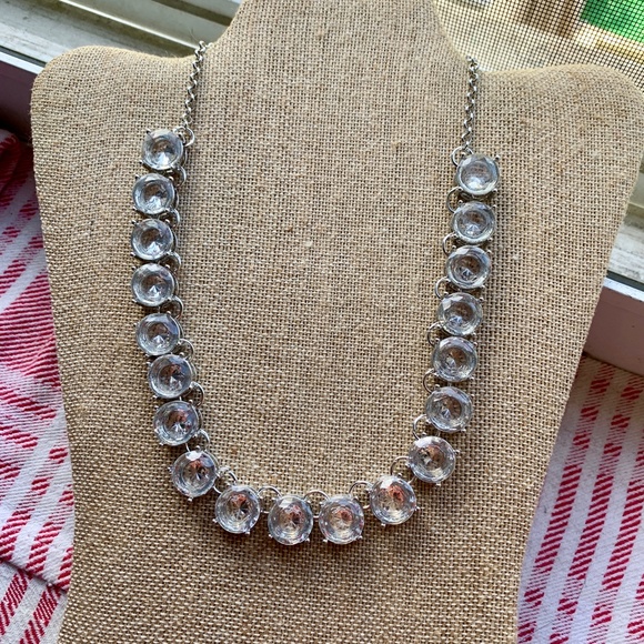 Clear Silver Tone Acrylic Crystal Necklace - NWOT - Picture 4 of 8